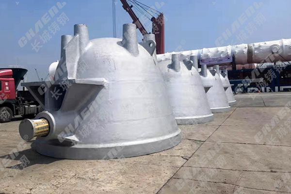 大型鑄鋼件加工廠家在使用砂型加工時怎樣解決機械粘砂？